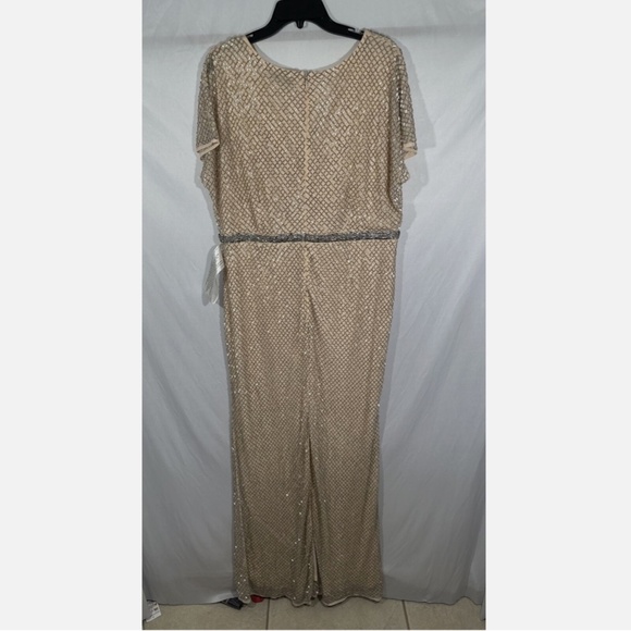 NWT $698 Mac Duggal [ 16 ] Beaded Butterfly‎ Sleeve Column Gown Nude/Silver - Picture 12 of 16